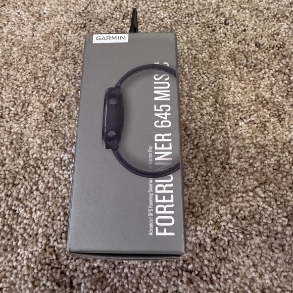 Garmin Forerunner 645 Music - Never used - Picture 3 of 13